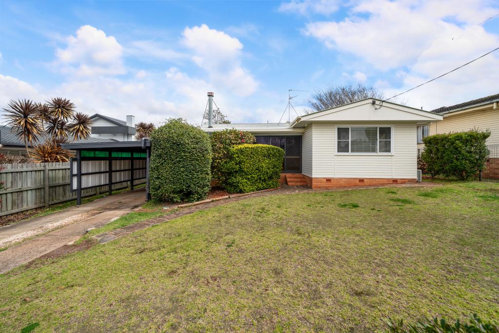 61 High St, Rangeville, QLD 4350