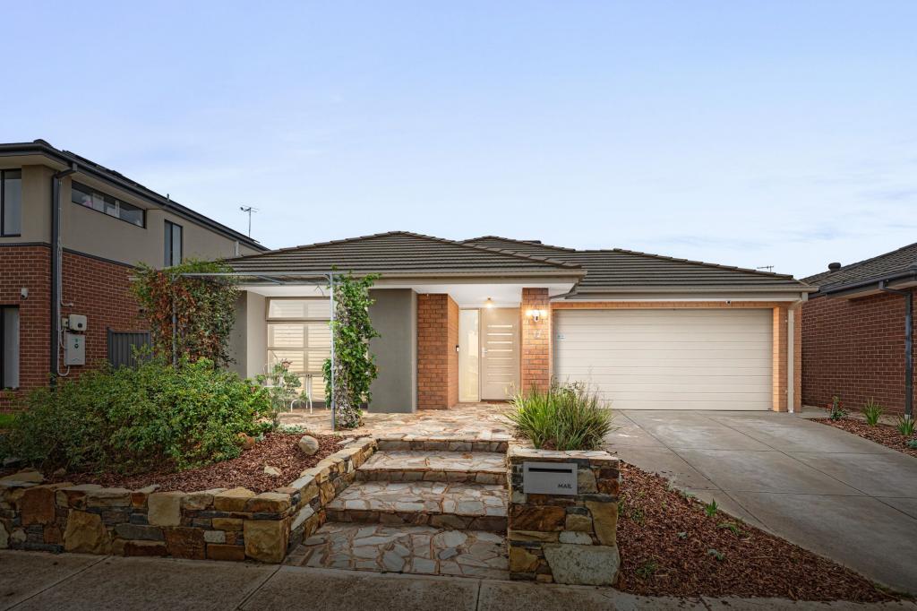 12 Cherrywood Ave, Manor Lakes, VIC 3024