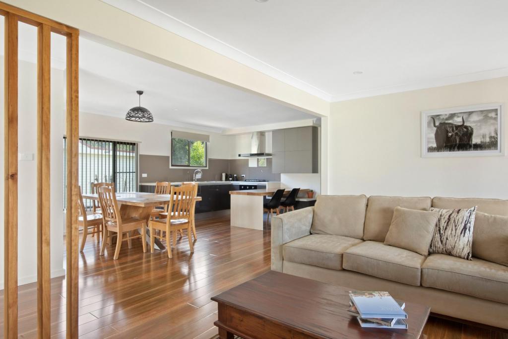 724 Woollamia Rd, Woollamia, NSW 2540