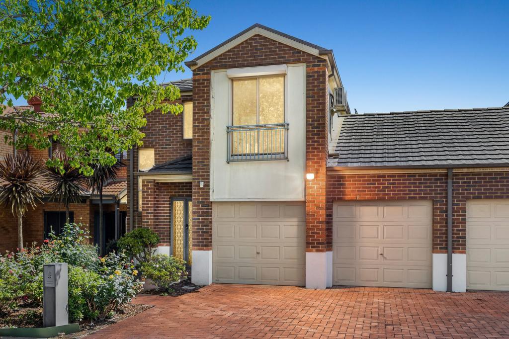 5 Boronia Ave, Cranbourne, VIC 3977