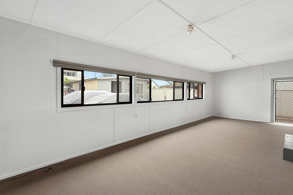 34 Osborne Pde, Warilla, NSW 2528