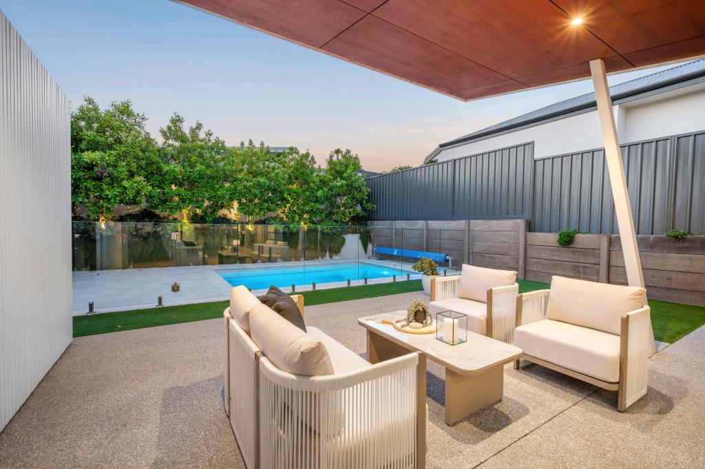 135a Colin Rd, Wembley Downs, WA 6019