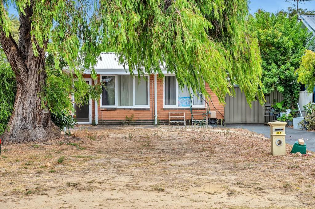 35a Mckenzie Rd, Shoalwater, WA 6169