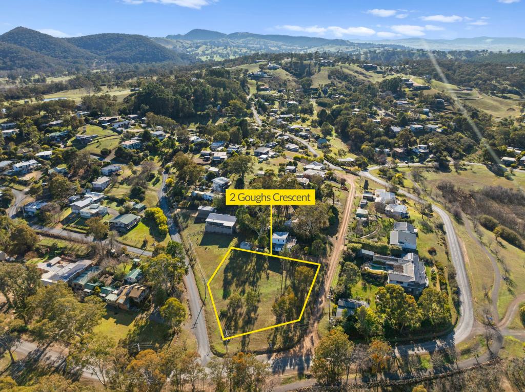 2 Goughs Cres, Goughs Bay, VIC 3723