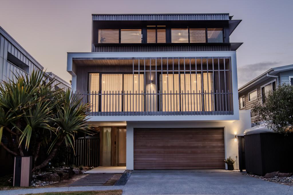 749 CASUARINA WAY, CASUARINA, NSW 2487