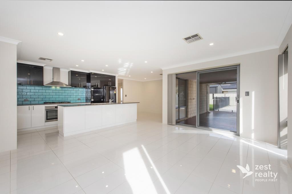 24 Supanova Lane, Australind, WA 6233