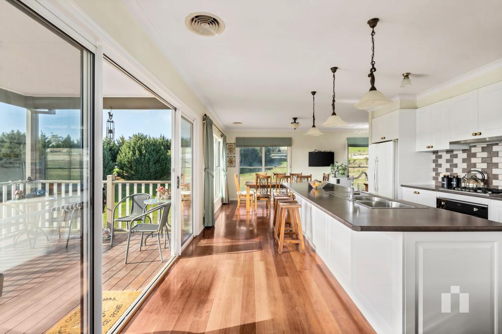 8 Julia Ct, Pyalong, VIC 3521