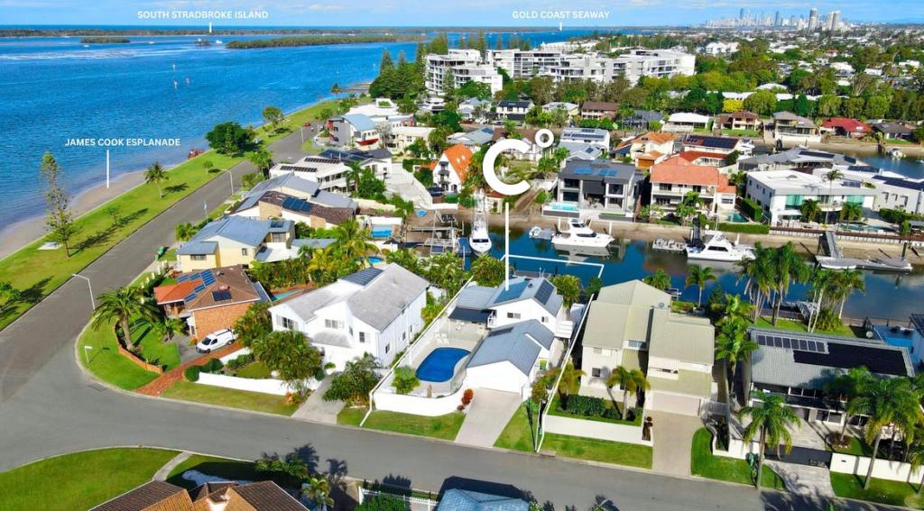 6 Van Diemen Pl, Hollywell, QLD 4216