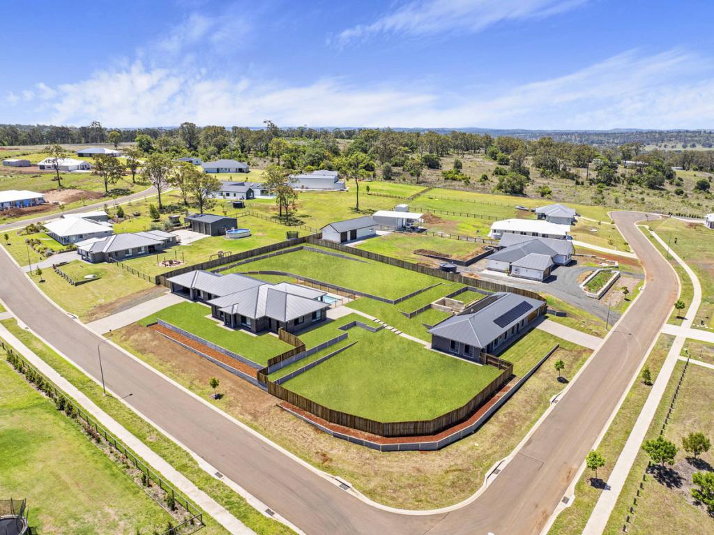 2 Drazen Pl, Meringandan West, QLD 4352
