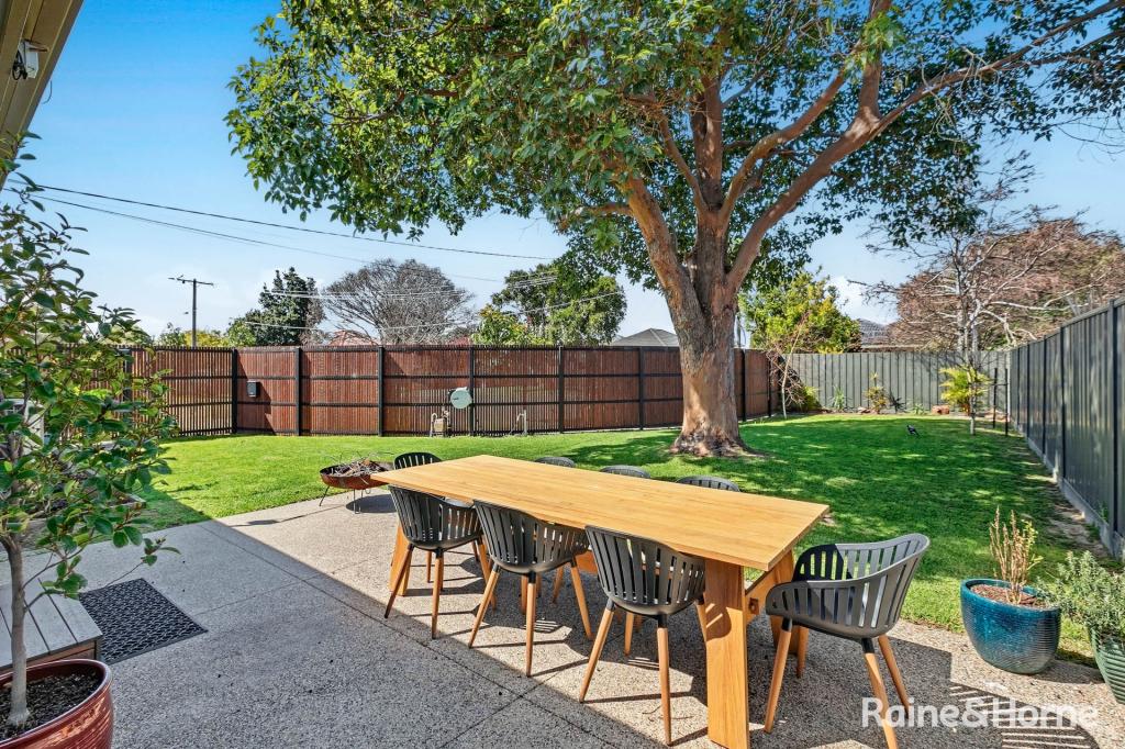 10 Martin Ct, Seaholme, VIC 3018