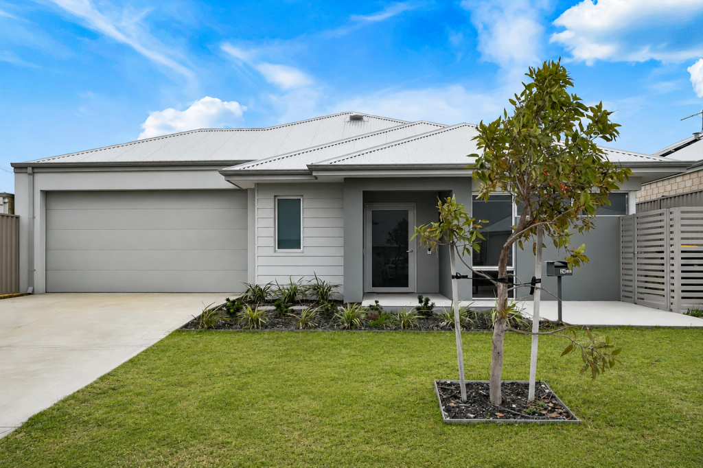 24 Ageratum Rd, Sinagra, WA 6065