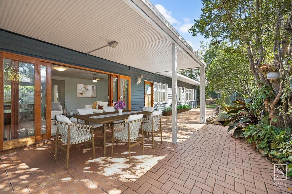 8 Gleneagle St, Kenmore, QLD 4069