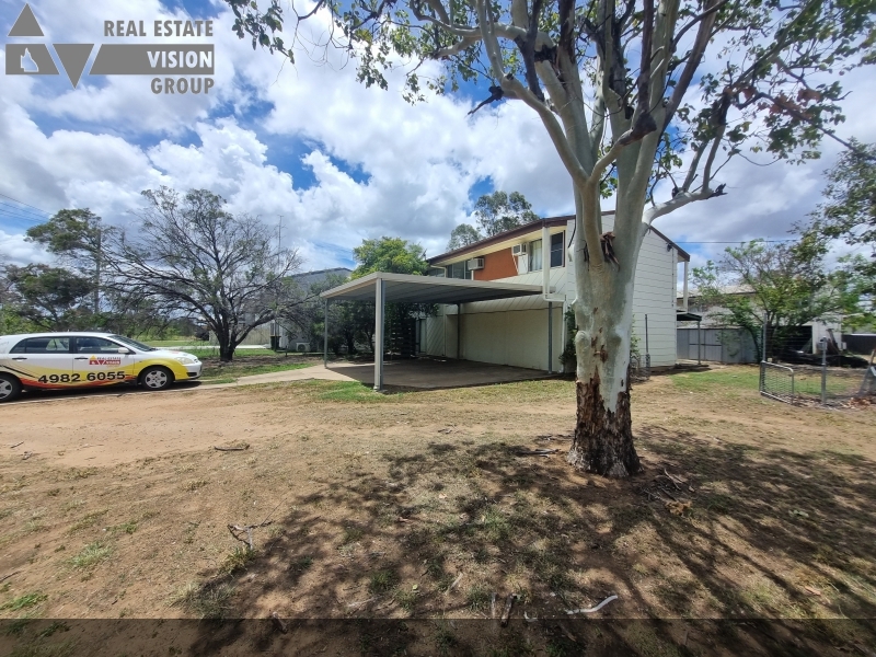 1 SCANTLEBURY ST, BLACKWATER, QLD 4717