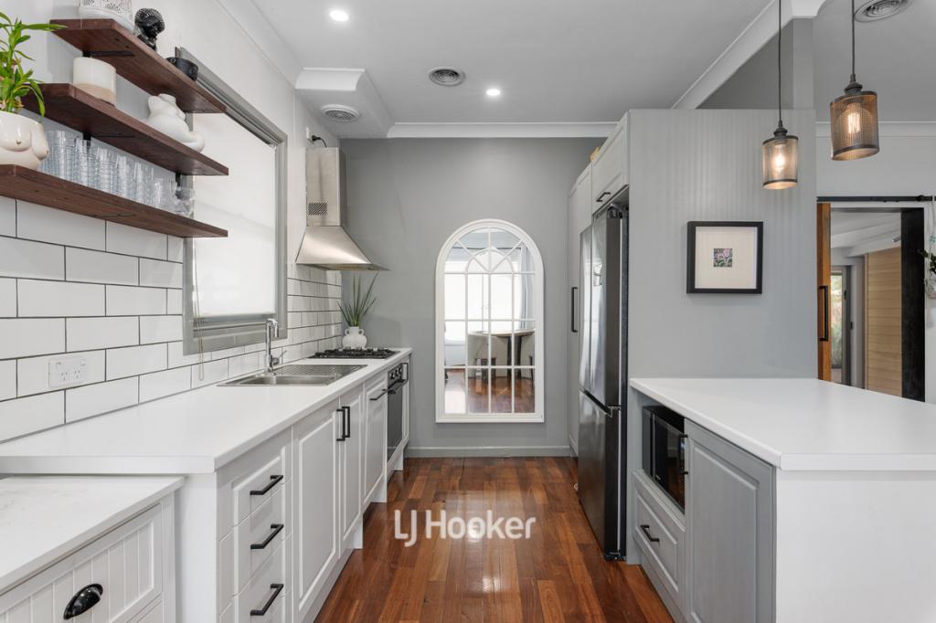 31 Knight St, Withers, WA 6230