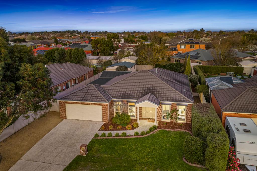 5 Argyle Cres, Alfredton, VIC 3350