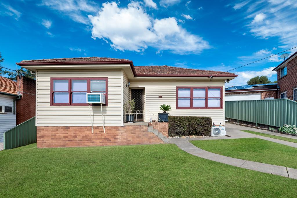 20 Mclean Rd, Campbelltown, NSW 2560