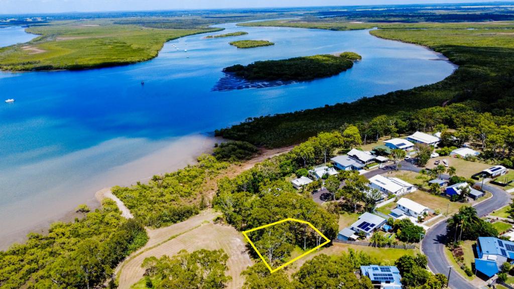 1 SUSAN CL, RIVER HEADS, QLD 4655