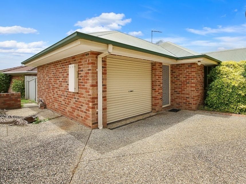 1/2 Lyons Pl, West Wodonga, VIC 3690