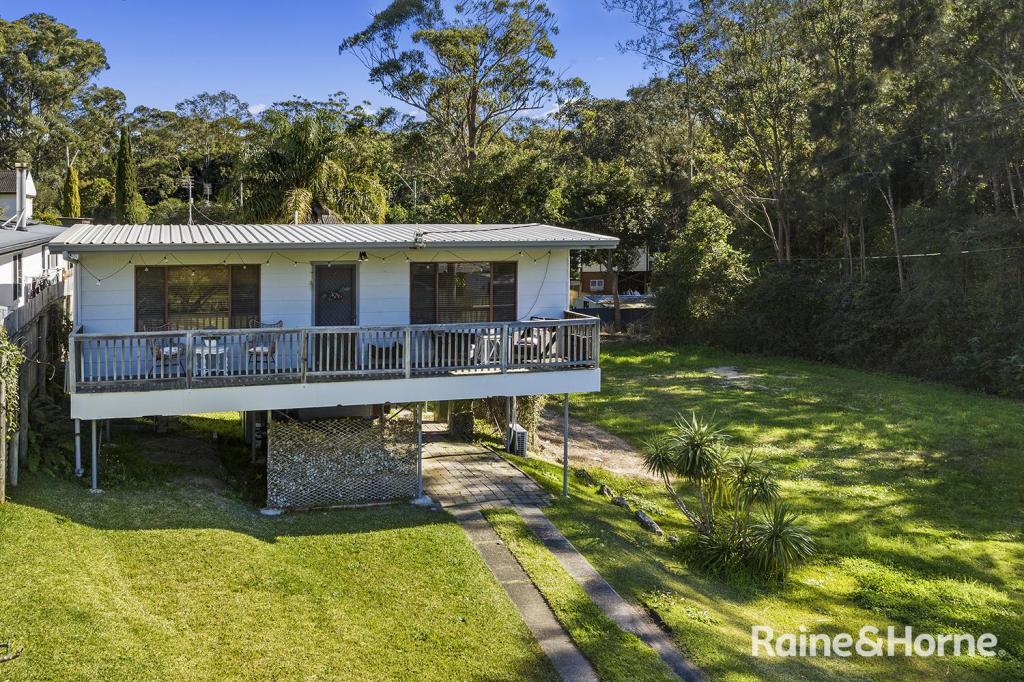 19 Girraween Ave, Erina, NSW 2250