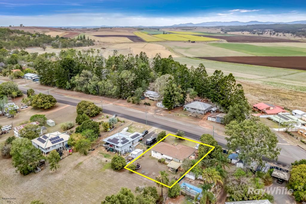 6 Morris Tce, Gin Gin, QLD 4671