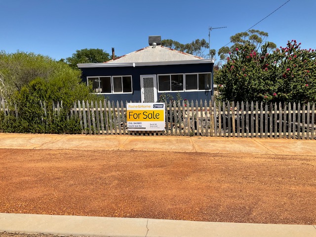 10 Murphy St, Corrigin, WA 6375