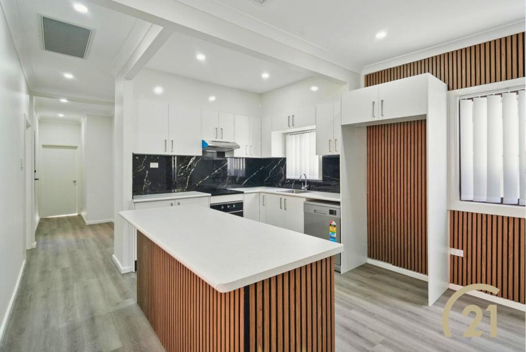814 The Horsley Dr, Smithfield, NSW 2164