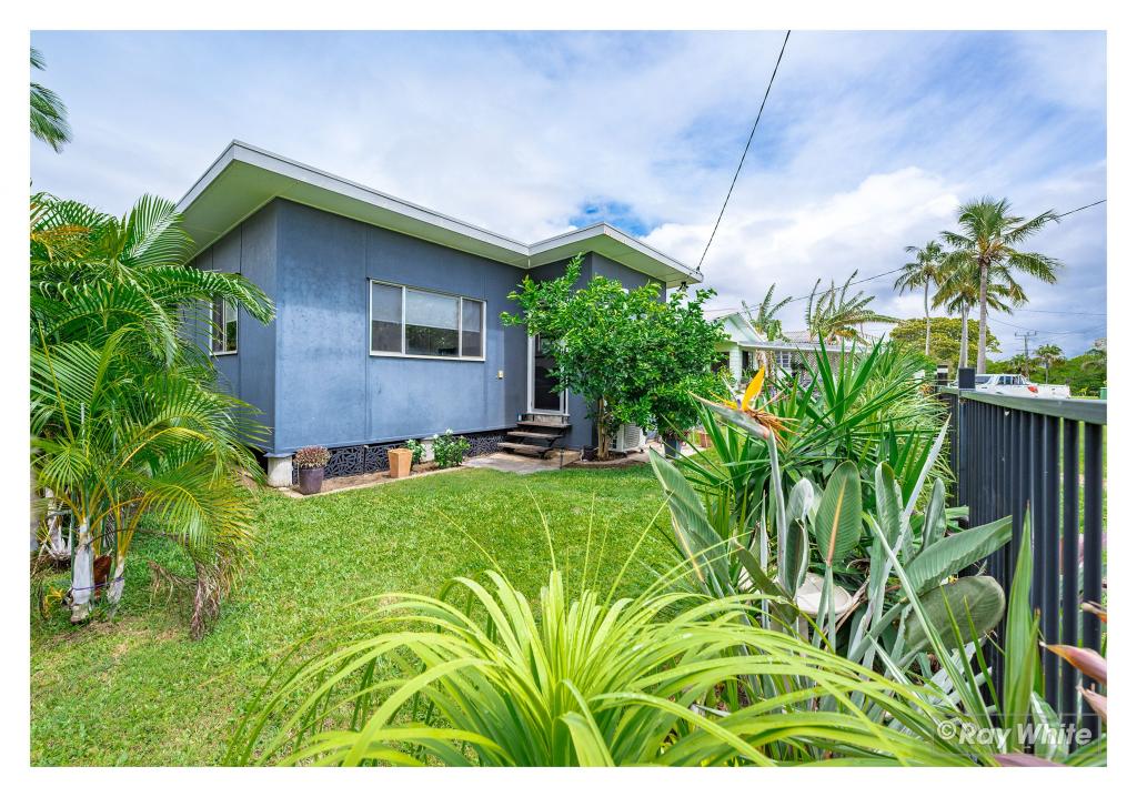 8 Meadow St, Keppel Sands, QLD 4702