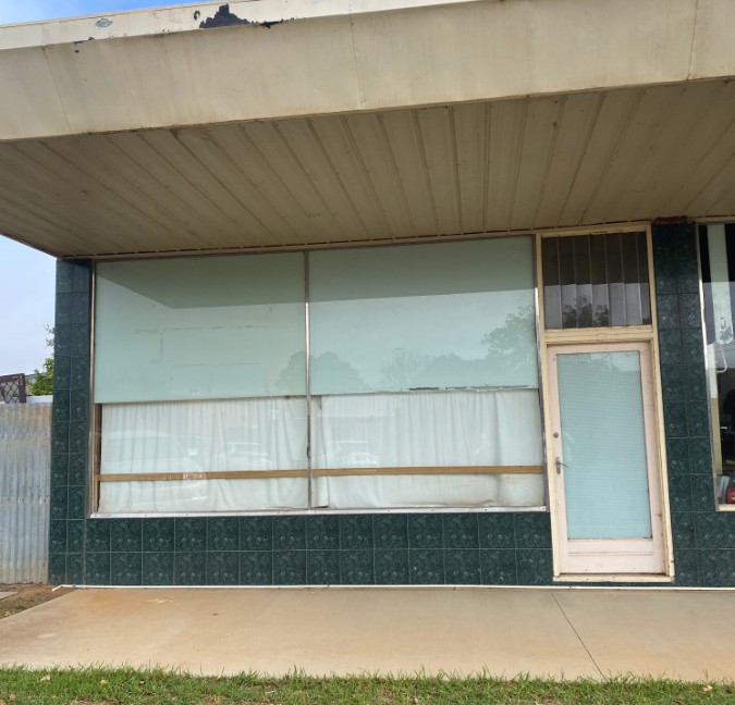 Shops 1 & 6/28 Pinnuck St, Finley, NSW 2713