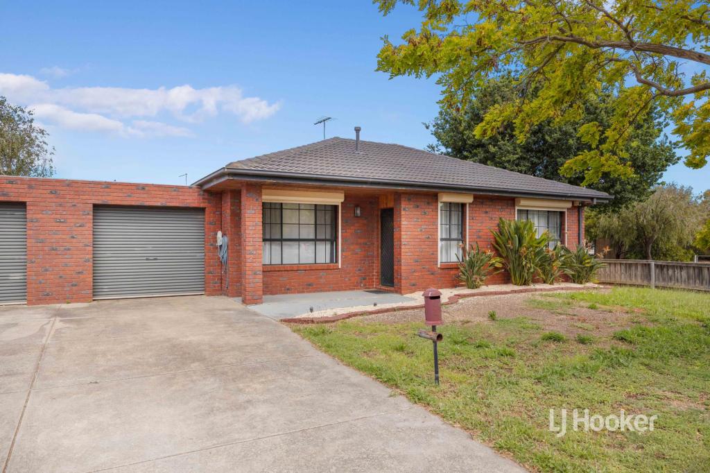 2/10 Flemington Cres, Werribee, VIC 3030