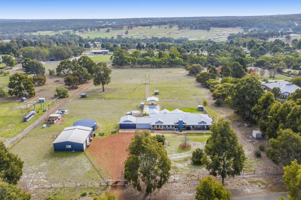 62 Texon Rdge, Lower Chittering, WA 6084