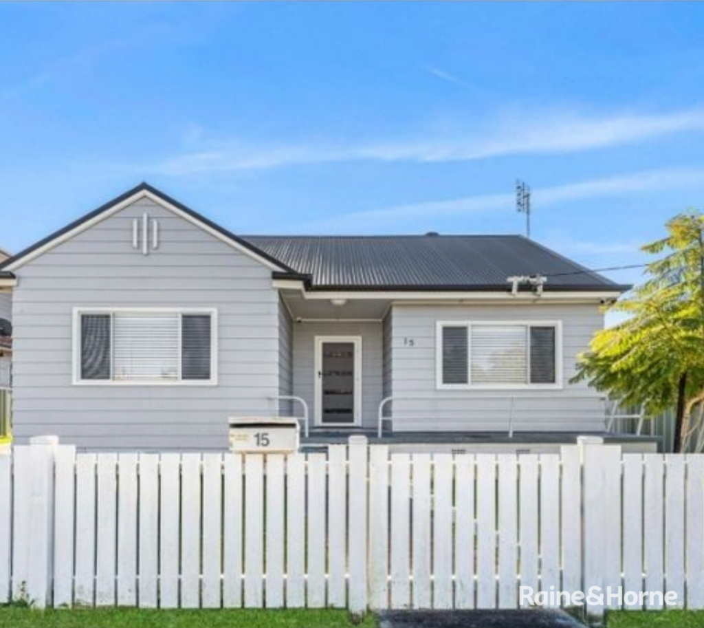 15 Maude St, Belmont, NSW 2280