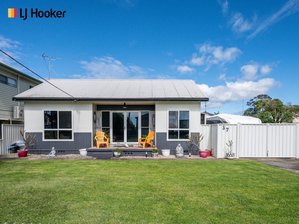 37 Haiser Rd, Greenwell Point, NSW 2540