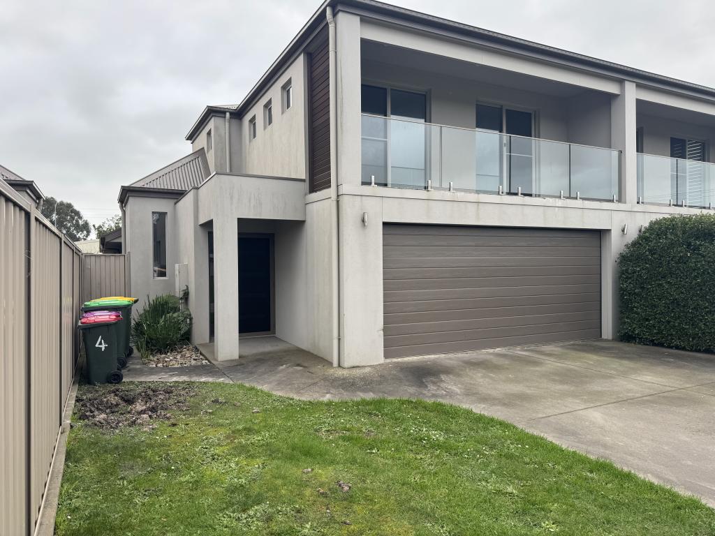4/1b Dodemaides Rd, Trafalgar, VIC 3824