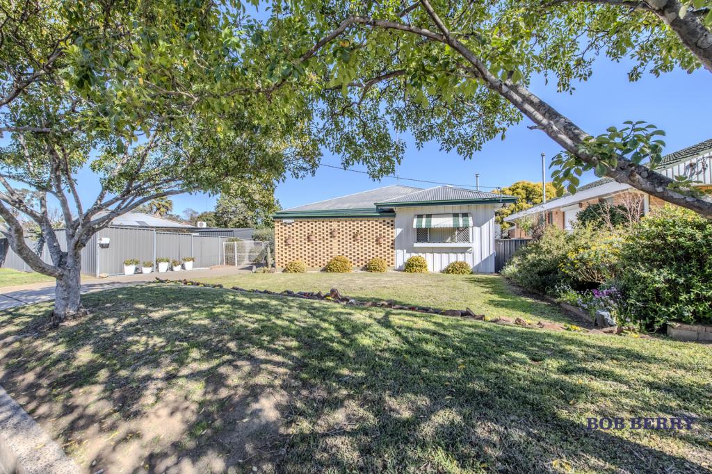53 Leonard St, Dubbo, NSW 2830