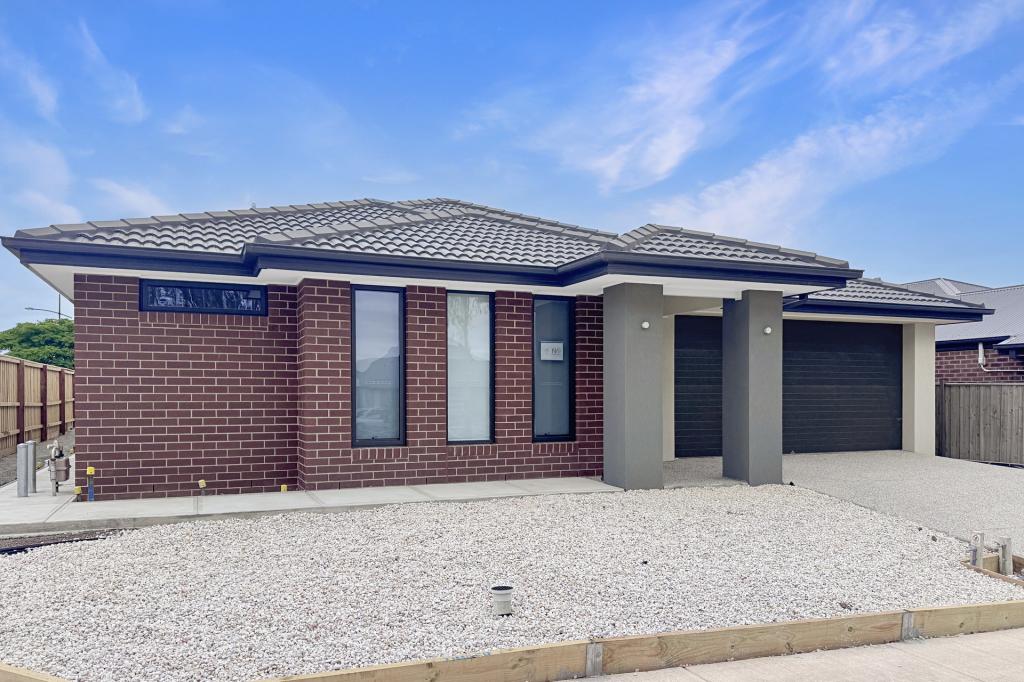 9 Summertime Ave, Charlemont, VIC 3217