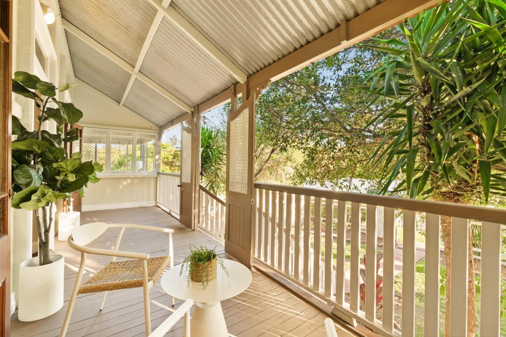 20 Robinson St, Shorncliffe, QLD 4017