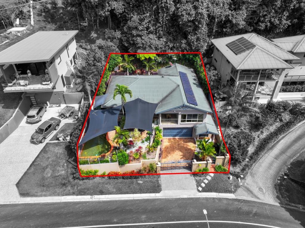 19 Oceanview Pl, Mooroobool, QLD 4870