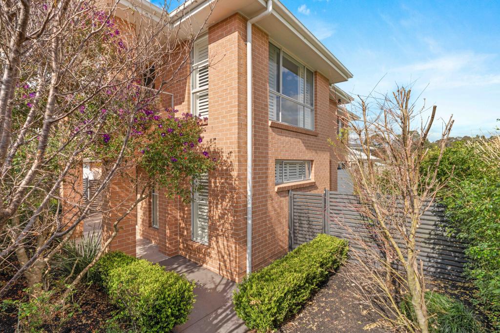 5 JADE PL, MEROO MEADOW, NSW 2540