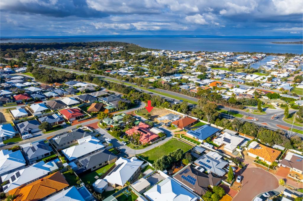 2 ROYAL CRES, WANNANUP, WA 6210