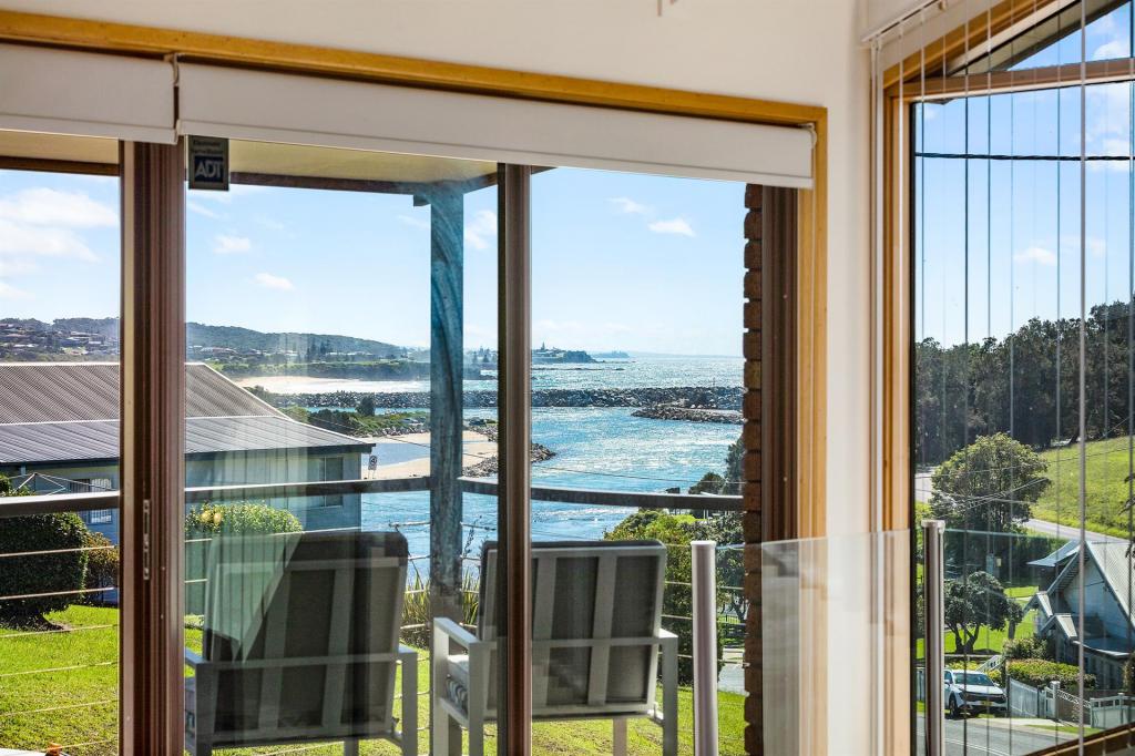 8a Noorooma Cres, Narooma, NSW 2546