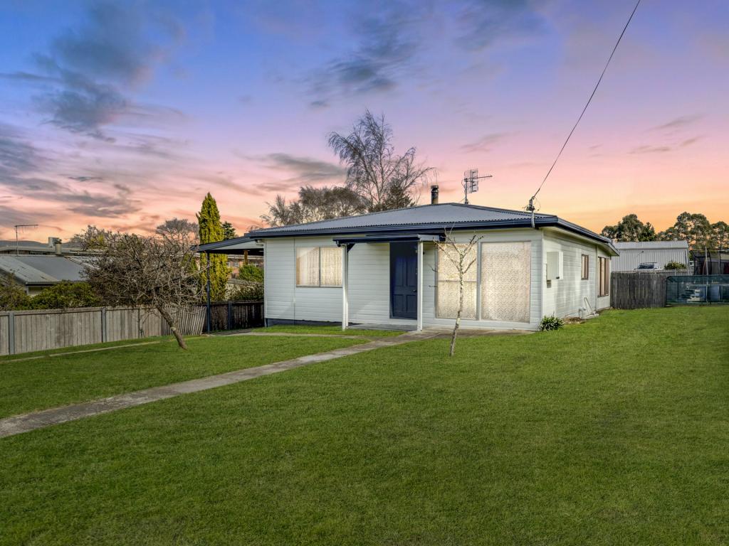 4 Hugh St, St Marys, TAS 7215