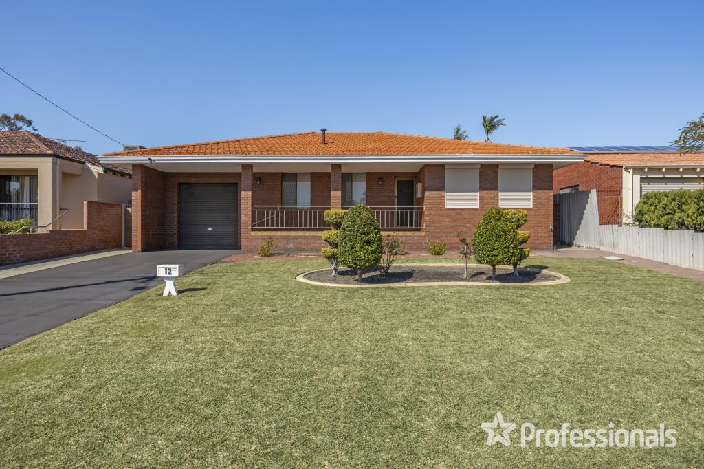 12 BROOKLAND CRES, MARANGAROO, WA 6064