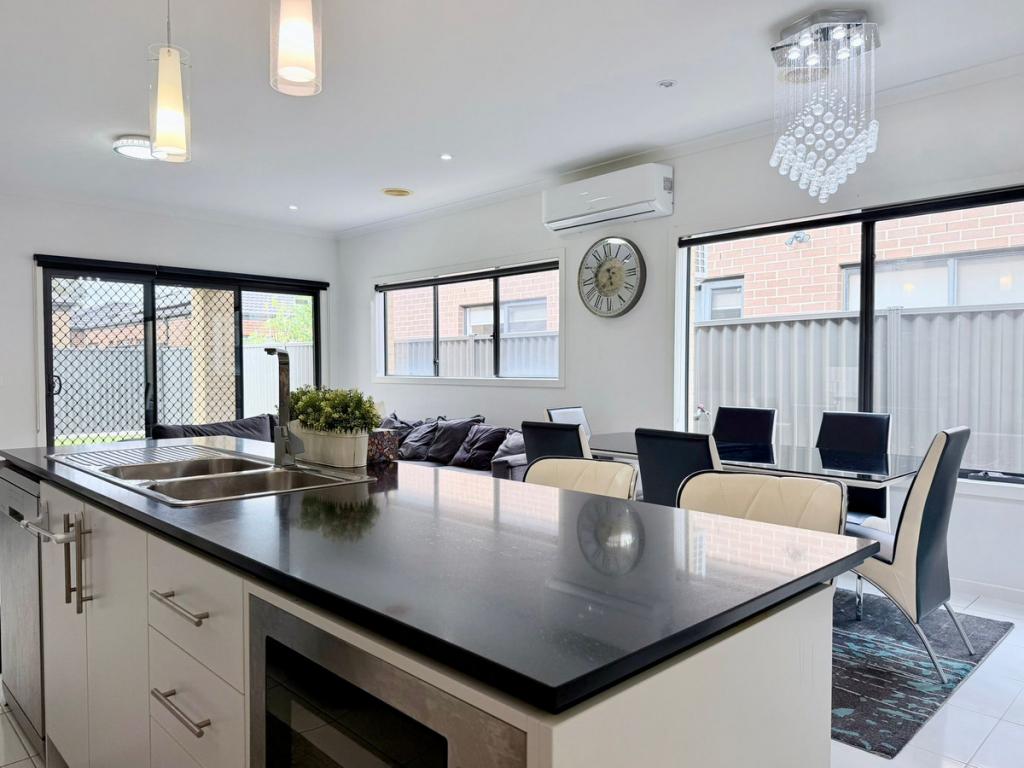 79 Lansdowne Pde, Tarneit, VIC 3029