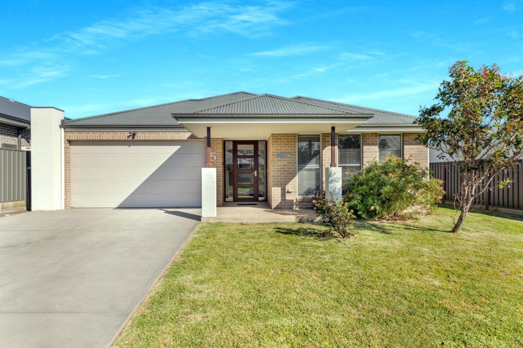 5 Reef St, Vincentia, NSW 2540