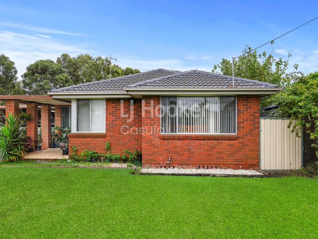 4 Hakea Cl, Casula, NSW 2170