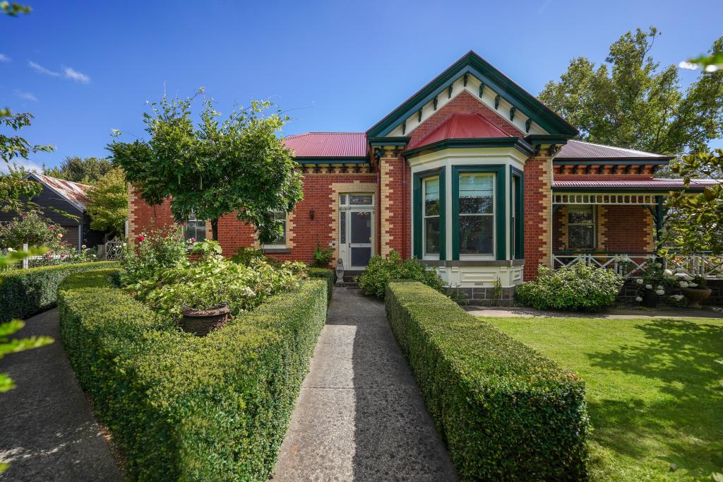 55 Ebden St, Kyneton, VIC 3444