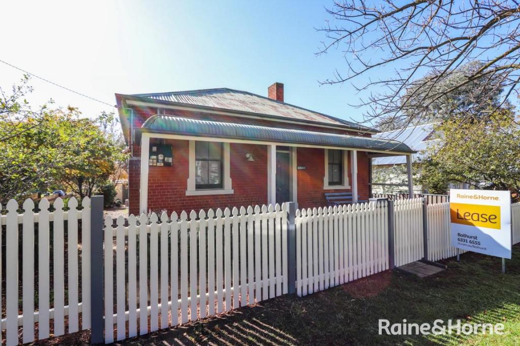 17 Brilliant St, Bathurst, NSW 2795