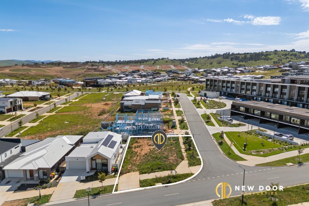 16 Thancoupie Cres, Whitlam, ACT 2611