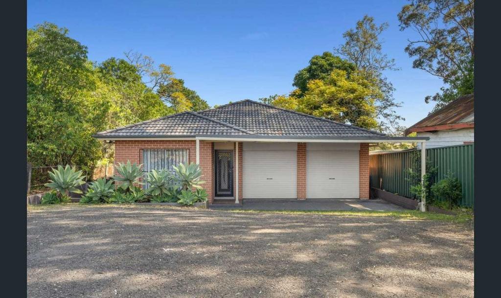 50 Seven Hills Rd S, Seven Hills, NSW 2147