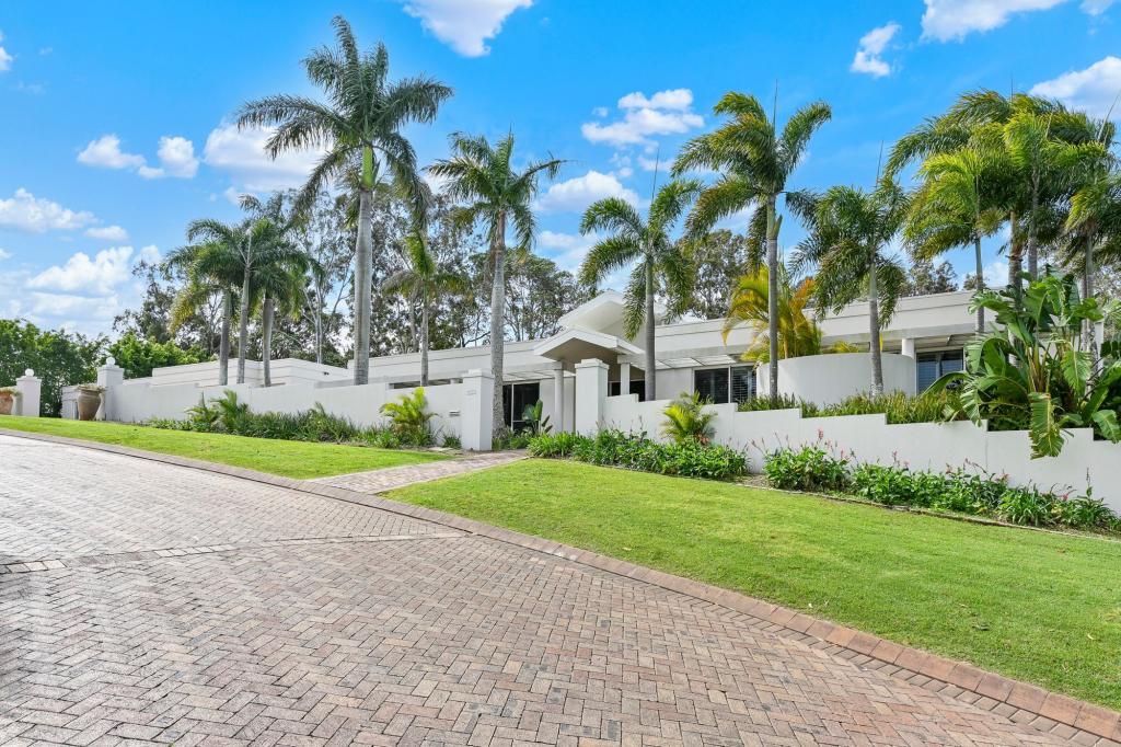7018 Riverview Cres, Hope Island, QLD 4212